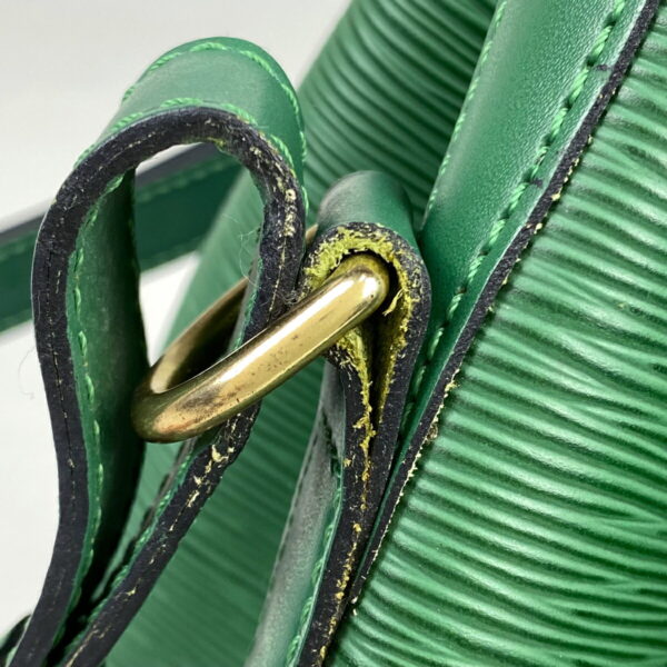 1000048423587 14 Louis Vuitton Noe Shoulder Drawstring Bag Epi Borneo Green