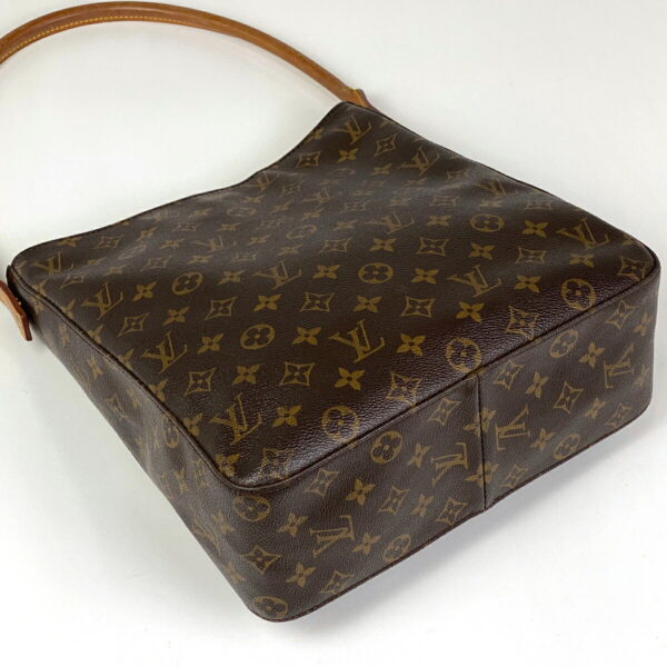 1000049274010 12 Louis Vuitton Looping GM Shoulder Bag Monogram Brown