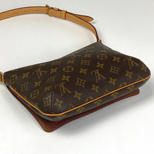 1000051483707 12 Louis Vuitton Musette Tango Shoulder Bag Monogram Brown