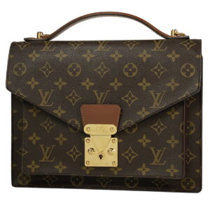 1000051490873 11 Louis Vuitton Reporter Shoulder Bag Monogram