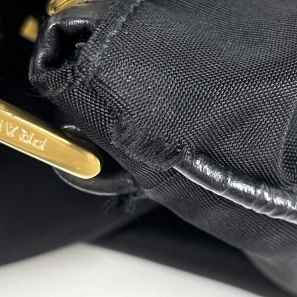 1000053082045 13 PRADA Plate Shoulder Bag Nylon Nero