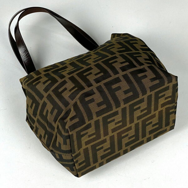 1000060018358 12 FENDI Zucca Pattern Handbag Canvas Brown