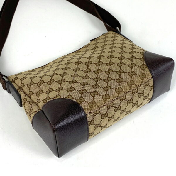 1000060642683 12 Gucci GG Pattern Shoulder Bag GG Canvas Brown