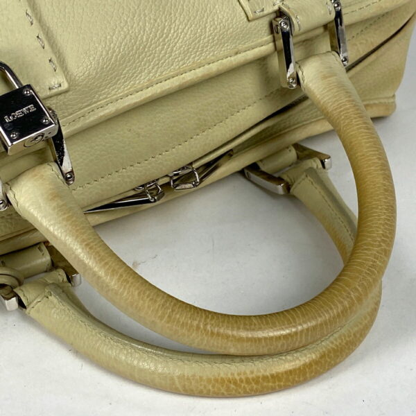 1000061025973 16 Loewe Amazona 28 Handbag Anagram Leather Cream