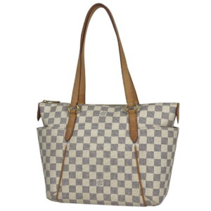 1000061629966 11 Louis Vuitton Bum Bag Outdoor Body Bag