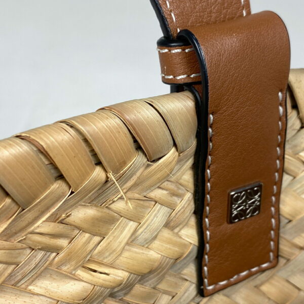 1000062181104 15 Loewe Basket Bag Palm Leaf Leather