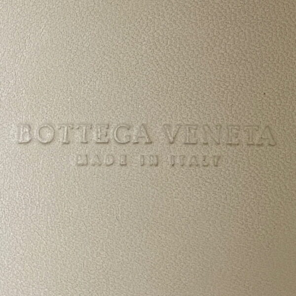 1000063685830 22 Bottega Veneta Maxi Hippo 30 2WAY Intrecciato Leather Tote Shoulder Bag Ivory