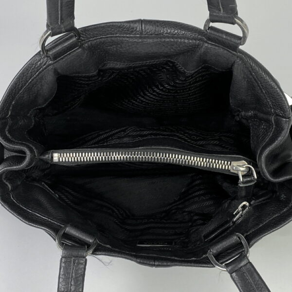 1000064808214 19 PRADA Plate Tote Bag Leather Nero