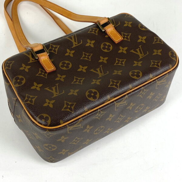 1000065506171 12 Louis Vuitton Cité MM Shoulder Bag Monogram Brown