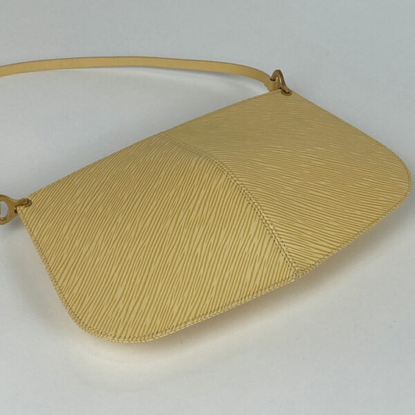 1000066185665 12 Louis Vuitton Pochette Demilune Shoulder Bag Epi Vanilla