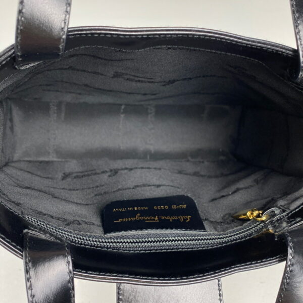 1000066402410 17 Salvatore Ferragamo Vara 2WAY Leather Shoulder Handbag Black