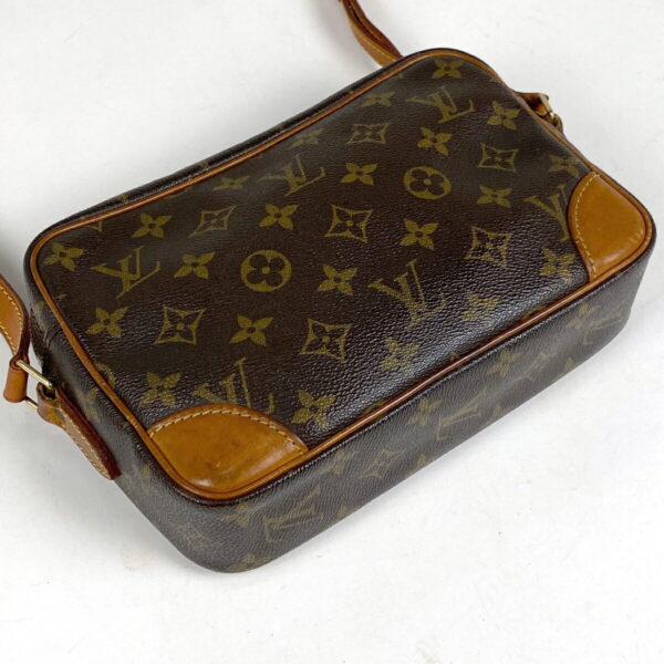 1000066465460 12 Louis Vuitton Trocadero 24 Crossbody Shoulder Bag Monogram Brown