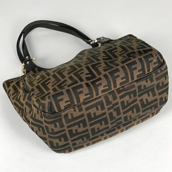 1000068285509 12 FENDI Zucca Pattern Tote Bag Canvas Brown