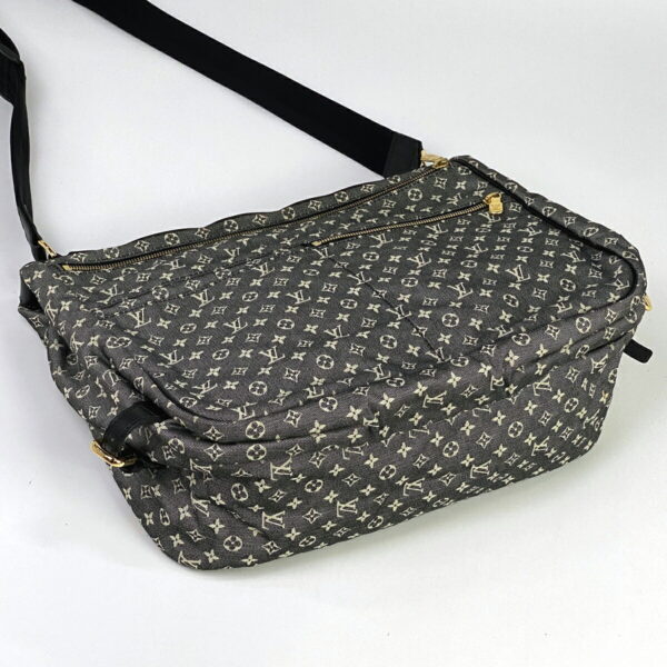 1000068359415 12 Louis Vuitton Sac Maman Shoulder Bag Monogram Mini Noir