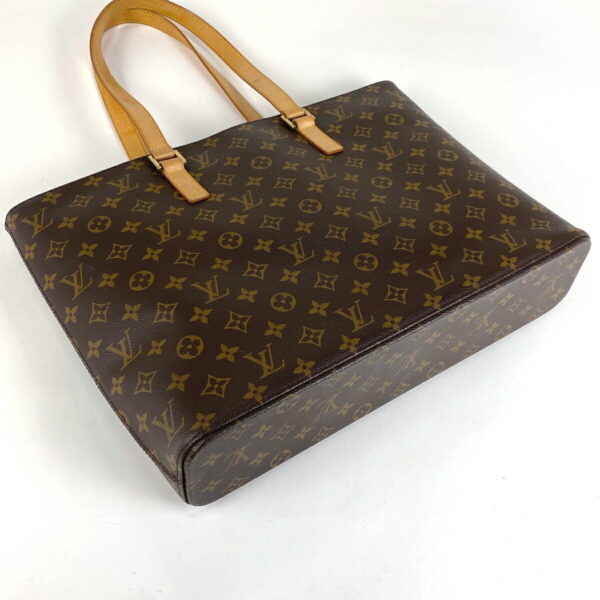 1000069072405 12 Louis Vuitton Shoulder Commuter Tote Bag Monogram Brown