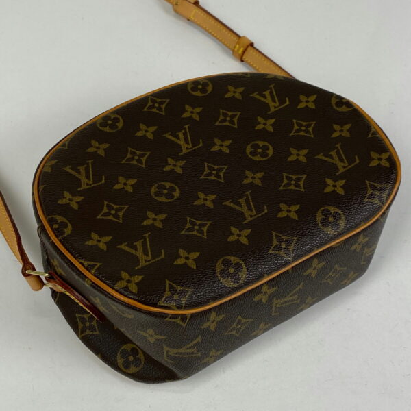 1000069164124 12 Louis Vuitton Blois Crossbody Shoulder Bag Monogram Brown