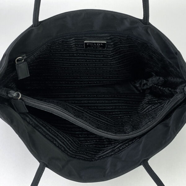 1000069239242 16 Prada Plate Tote Bag Nylon Nero