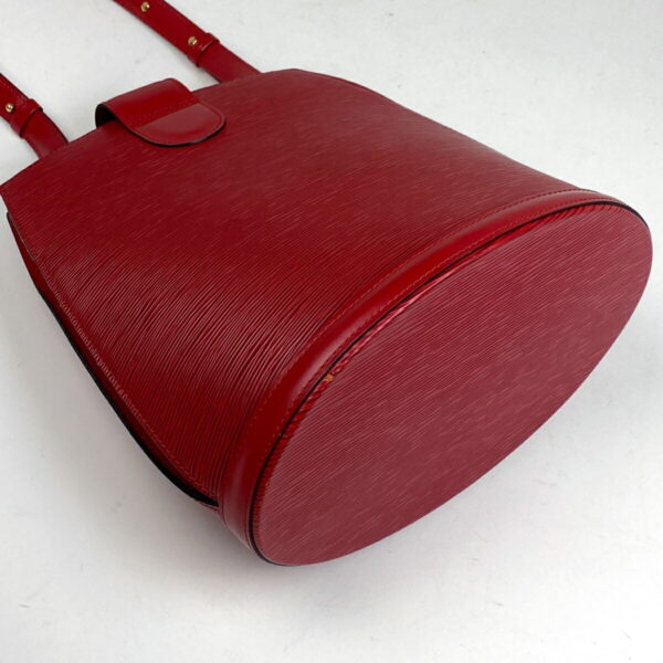 1000069327987 12 Louis Vuitton Cluny Shoulder Bag Epi Castilian Red