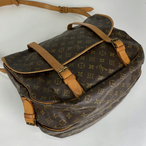 1000069552853 12 Louis Vuitton Saumur 43 Crossbody Shoulder Bag Monogram Brown