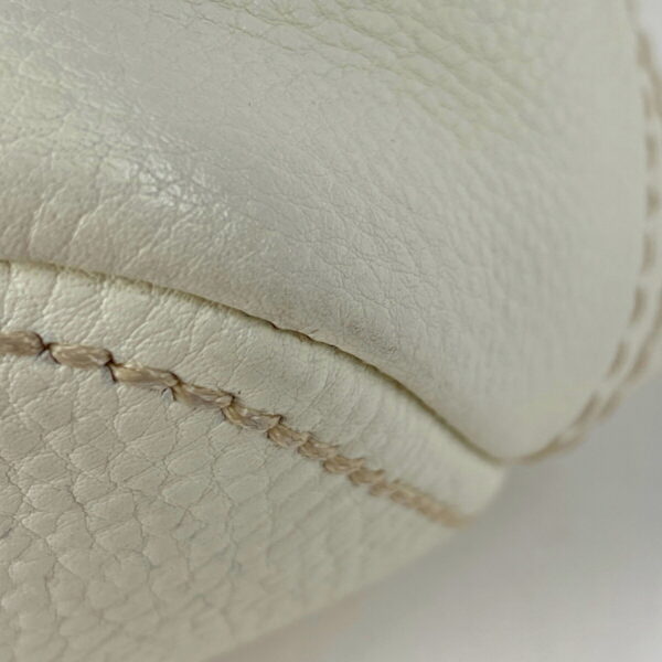 1000069600615 13 Prada Shoulder Bag Leather White