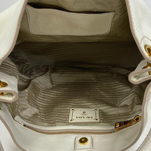 1000069600615 18 Prada Shoulder Bag Leather White