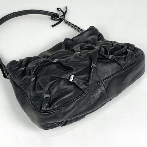 1000069617941 12 Salvatore Ferragamo Vara Leather Shoulder Bag Black