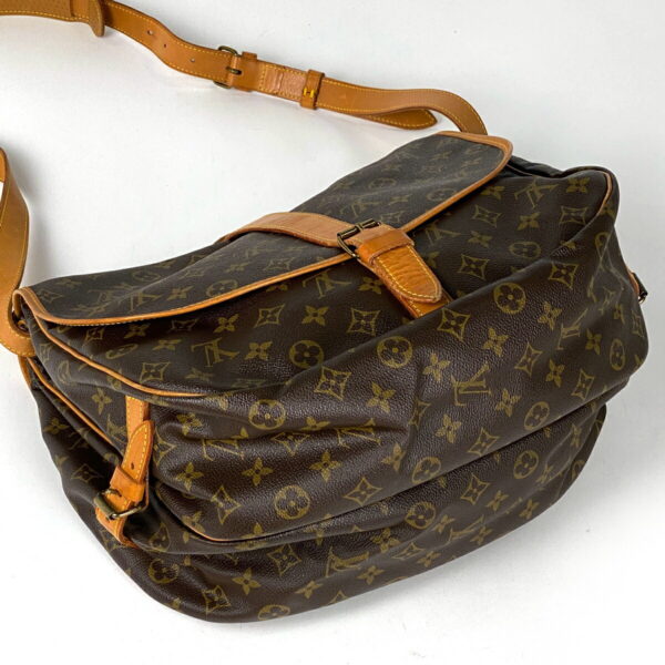 1000069631657 12 Louis Vuitton Saumur 35 Crossbody Shoulder Bag Monogram Brown