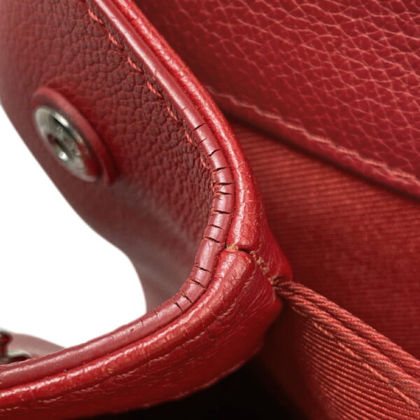 1000069781574 19 Louis Vuitton Lock Me 2 Handbag Leather Ruby