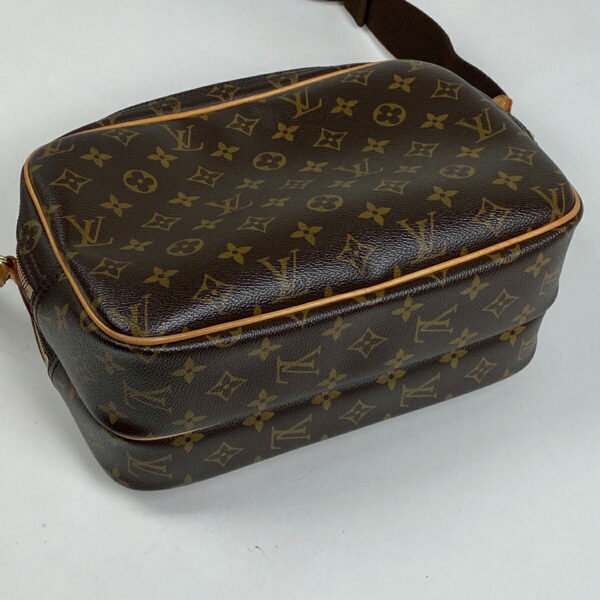 1000069783318 12 Louis Vuitton Reporter PM Crossbody Shoulder Bag Monogram Brown