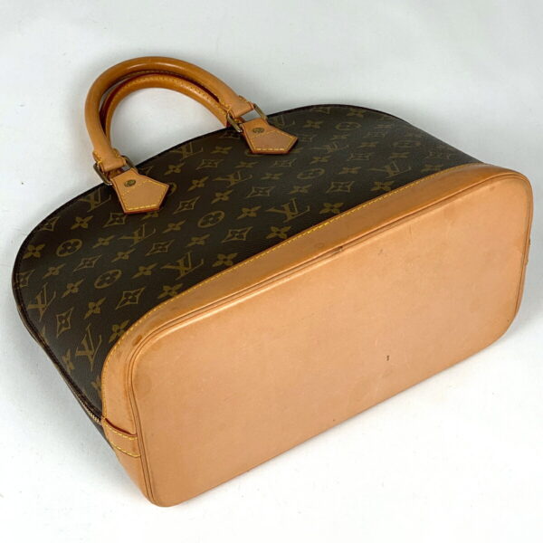 1000070083964 12 Louis Vuitton Alma Handbag Monogram Brown