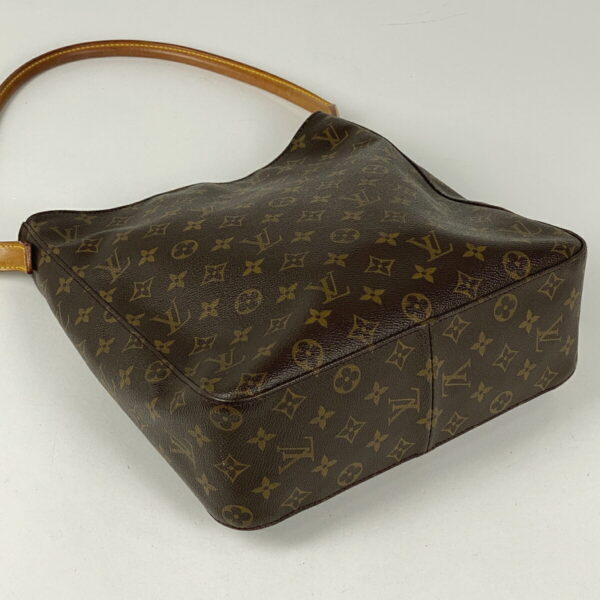 1000070178097 12 Louis Vuitton Looping GM Shoulder Bag Monogram Brown