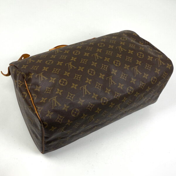 1000070210964 12 Louis Vuitton Speedy 40 Bag Monogram Brown