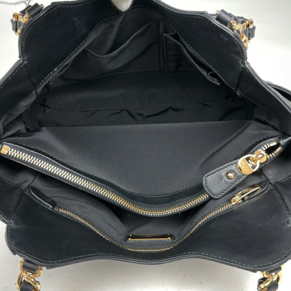 1000071990261 16 Salvatore Ferragamo Chain Leather Shoulder Handbag Black