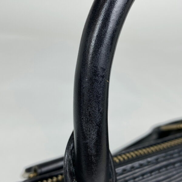 1000072344650 16 Louis Vuitton Speedy 25 Bag Epi Noir Black