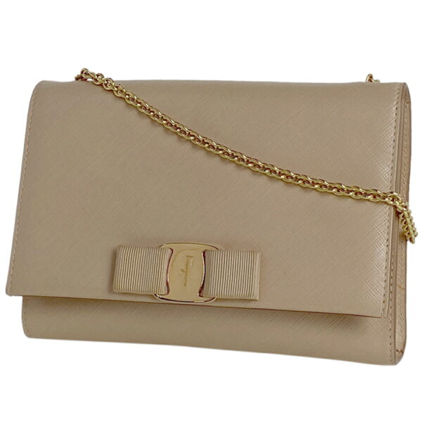 1000072701934 11 Salvatore Ferragamo Rose Chain Leather Shoulder Bag Beige