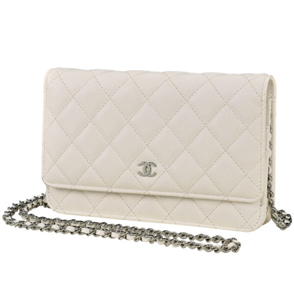 1000073168989 01 Chanel Cocomark Chain Wallet Matelasse Bag Caviar Skin White