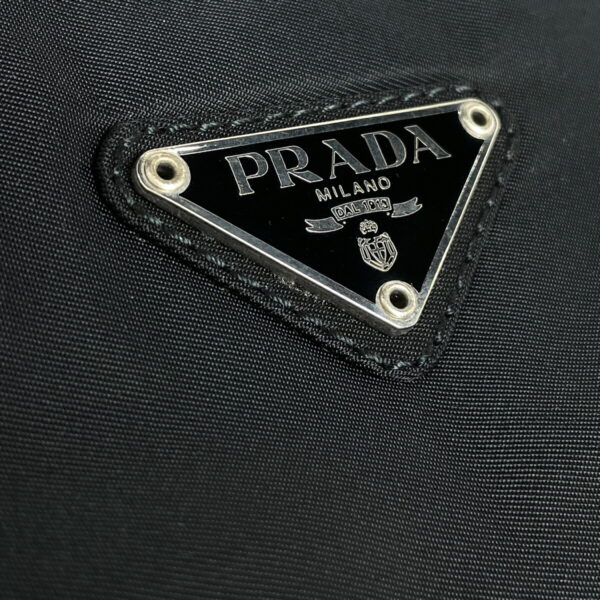 1000074304133 13 PRADA Plate Handbag Nylon Nero