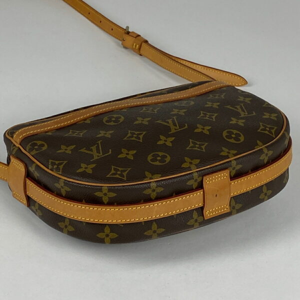 1000074464042 12 Louis Vuitton Genefeuille MM Shoulder Bag Monogram Brown