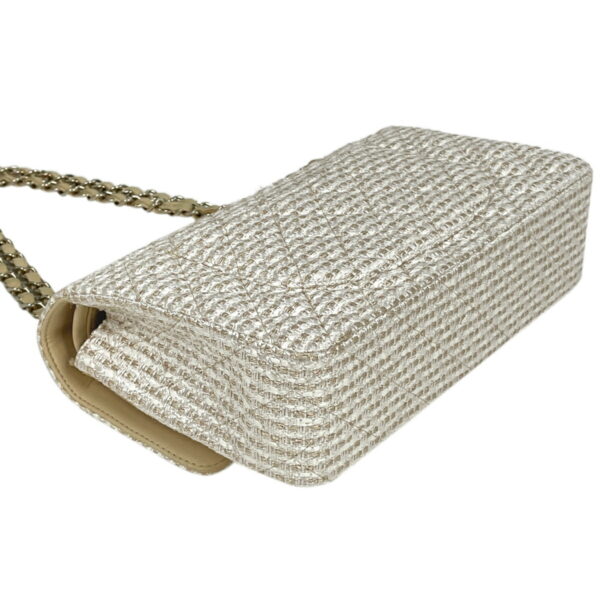 1000074535179 12 Chanel Matelasse W Flap Chain Shoulder Bag Tweed White