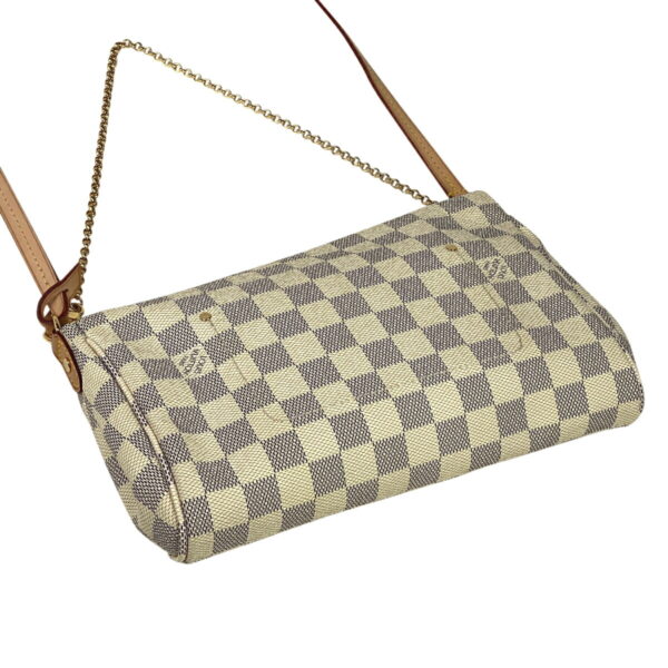 1000074789657 12 Louis Vuitton Favorite MM 2WAY Shoulder Bag Damier Azur White