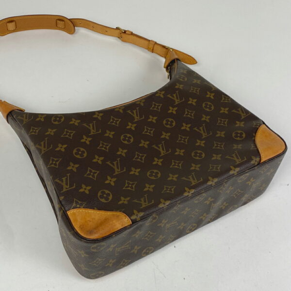 1000075094477 12 Louis Vuitton Boulogne 35 Shoulder Bag Monogram Brown