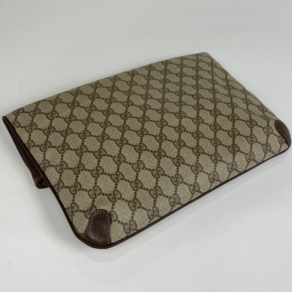 1000075937699 12 Gucci GG Pattern Clutch Bag Canvas Beige Brown