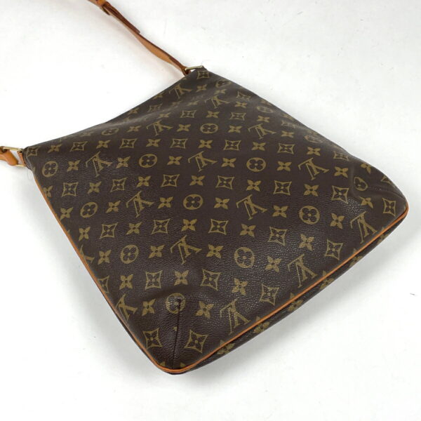 1000076039637 12 Louis Vuitton Musette Crossbody Shoulder Bag Monogram Brown