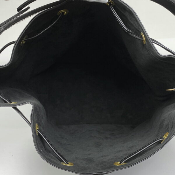 1000077297623 17 Louis Vuitton Noe Drawstring Shoulder Bag Epi Noir