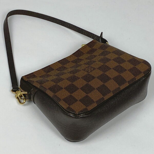 1000078220057 12 Louis Vuitton Truth Bag Damier Brown