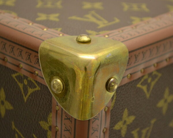 11101068 2 Louis Vuitton Monogram Boite Pharmacy Box