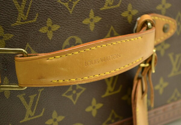 11101068 3 Louis Vuitton Monogram Boite Pharmacy Box