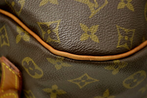 11390942 2 Louis Vuitton Monogram Saumur 35 Crossbody Bag