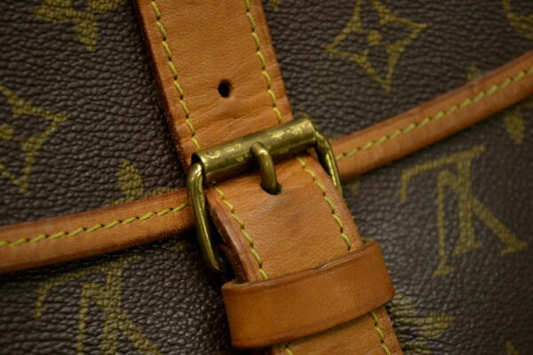 11390942 7 Louis Vuitton Monogram Saumur 35 Crossbody Bag