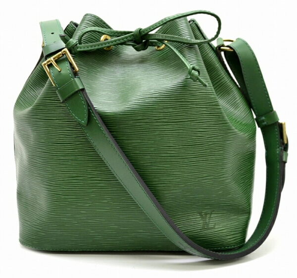 11420829 Louis Vuitton Epi Noe Shoulder Bag Leather Borneo Green